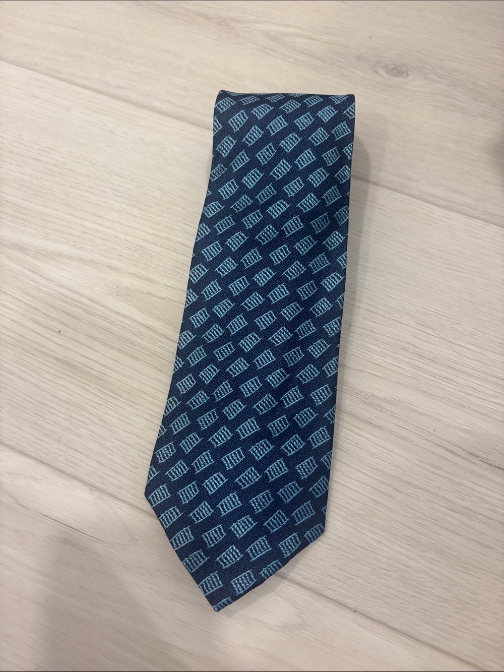 Charvet Classic Geometric Navy Blue Men's Tie